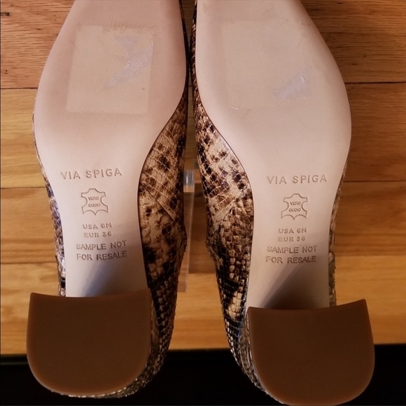 New Via Spiga Lana Snakeskin Booties - Picture 4 of 6